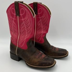ARIAT Women’s Round Up Cowboy Boots Sz 8.5